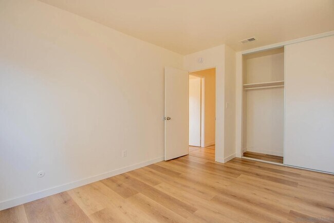 Building Photo - 1823 Sparks Ct