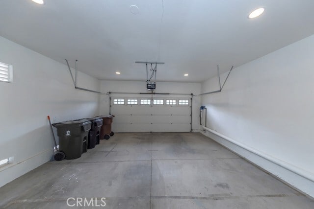 Building Photo - 933 S Dylan Way