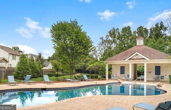 Building Photo - 240 Stillwood Dr