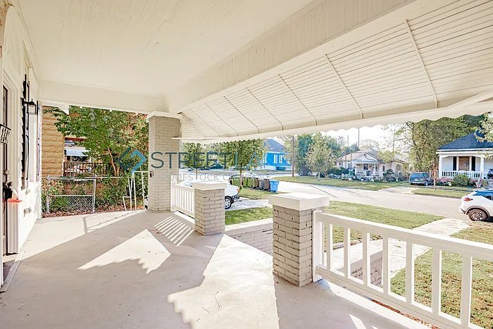 Building Photo - 1341 18th St