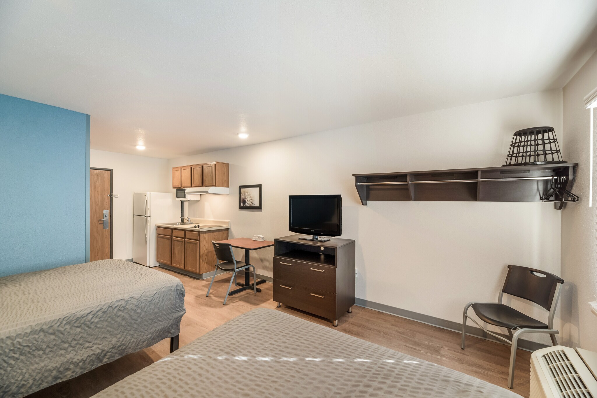 Building Photo - Furnished Studio-Ocala