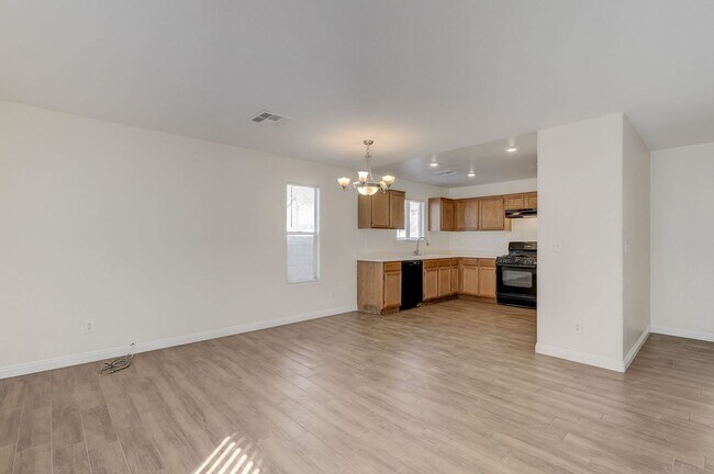 Building Photo - Single-Family Home in a Cul-de-Sac 3BD/2.5BA – Freshly Updated & Move-In Ready!
