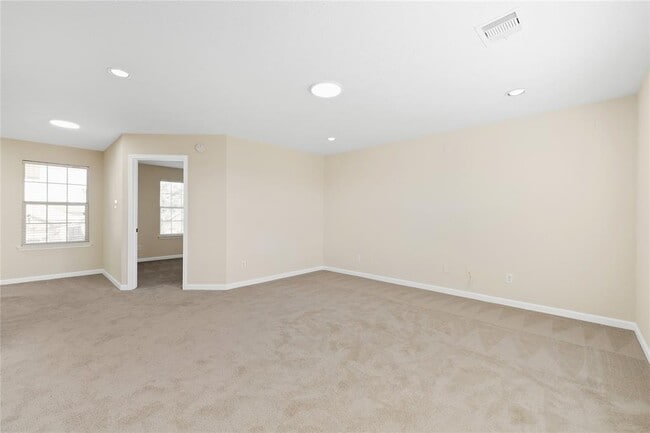 Building Photo - 3331 Clayton Terrace Dr