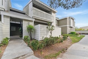 Building Photo - 27645 Susan Beth Way