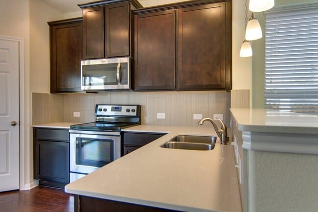 Building Photo - 3240 E Whitestone Blvd