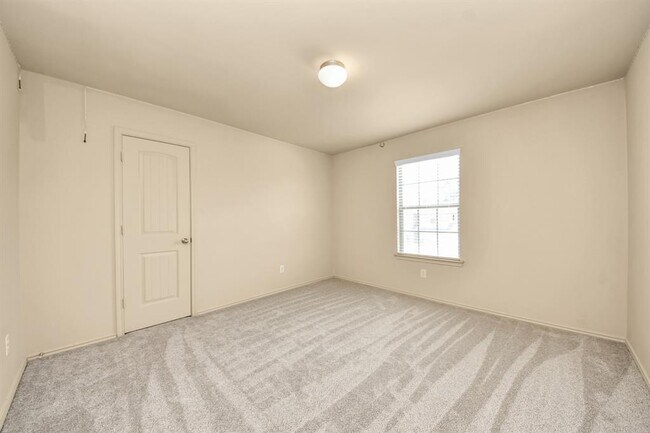 Building Photo - 2043 Naplechase Crest Dr