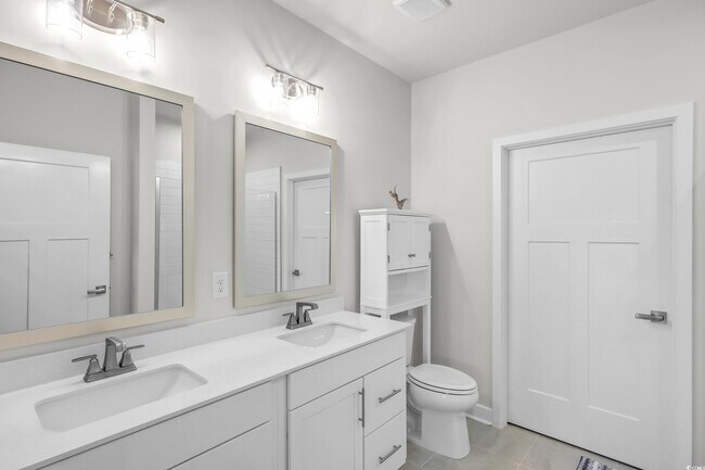 Building Photo - 8906 Freya Wy