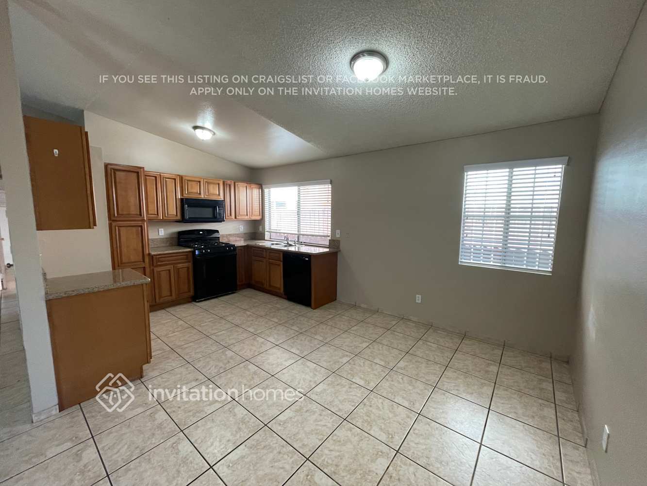 Building Photo - 27376 Rustic Ln