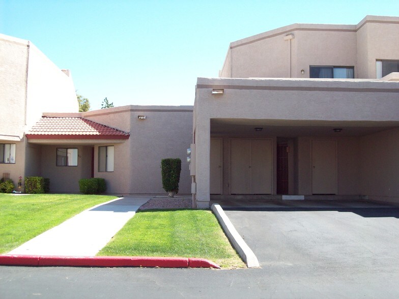 Thunderbird Townhomes 5615 W Dr Glendale AZ 85306