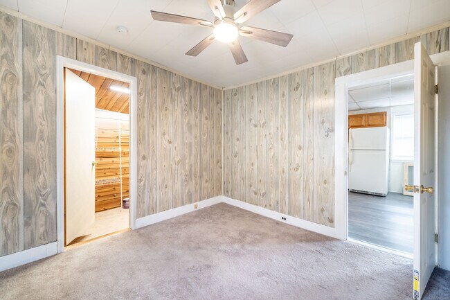 Building Photo - 54 Mowry Ave