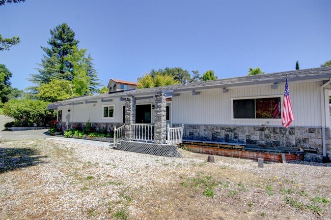 Building Photo - 3340 Terra Linda Dr