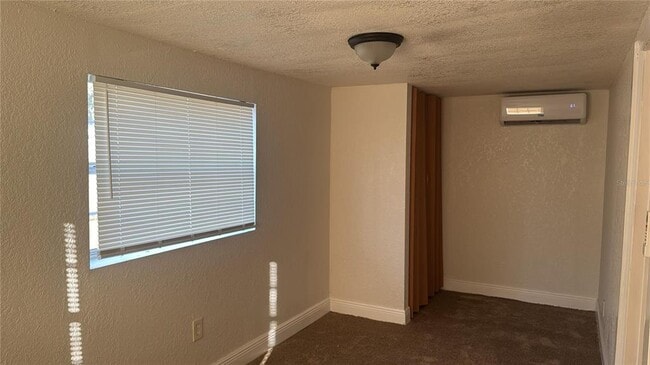 Building Photo - 7411 E 19th Ave