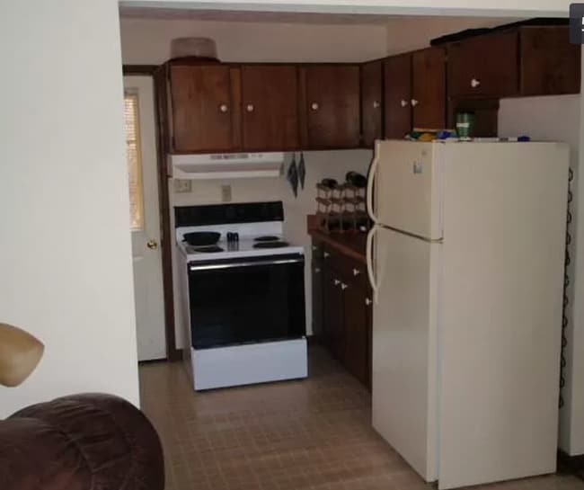 Building Photo - 1162 12 Oaks Cir