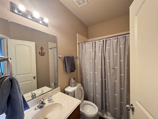 Building Photo - 6026 Starbrook Creek Dr