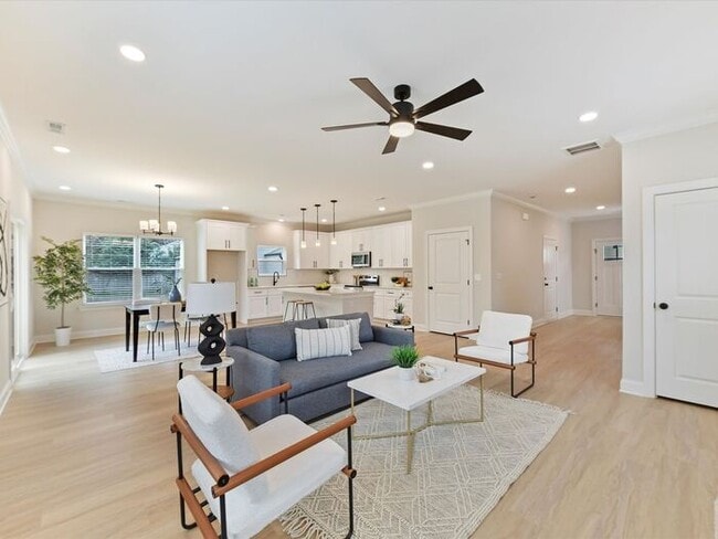 Building Photo - Brand New 4BD/2.5BA Home in Revolution Park!