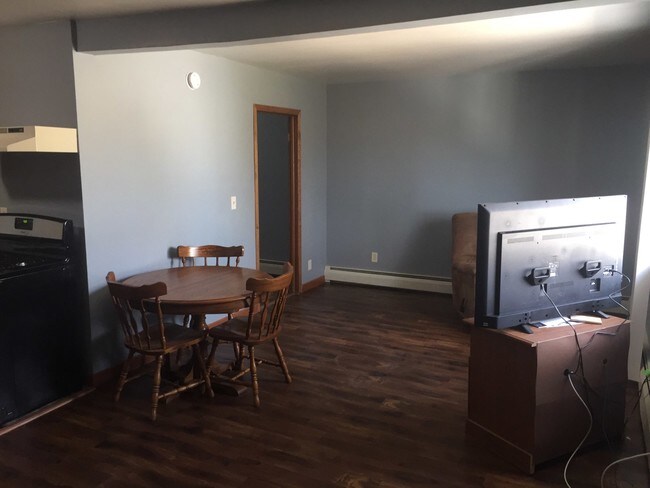 Building Photo - 1005 41st Ave