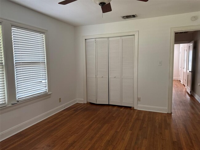 Building Photo - 1206 Arcadia Ave
