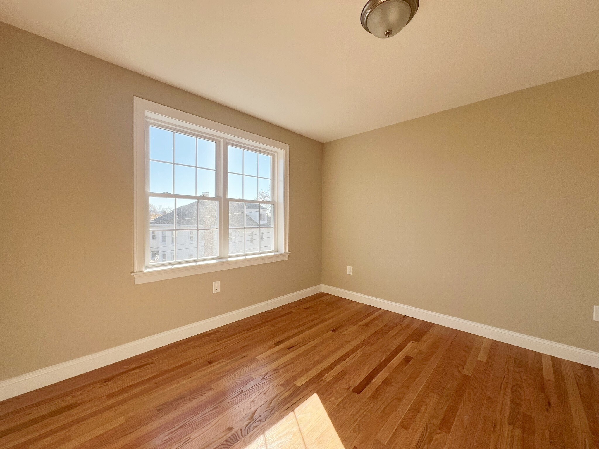 Building Photo - 17 Belknap St
