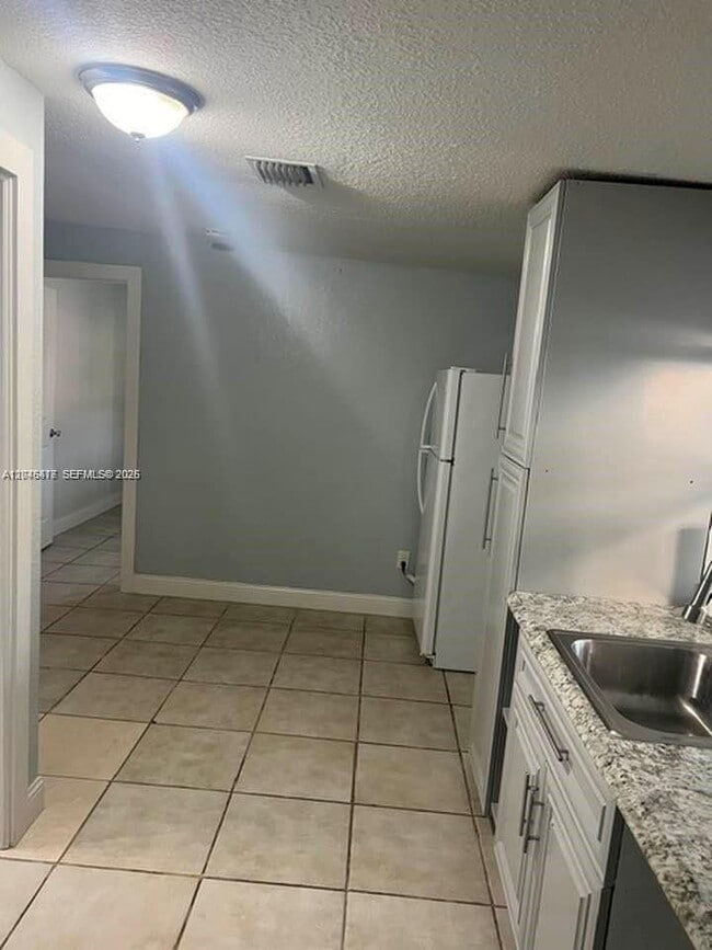 Building Photo - 16025 SW 299th Terrace