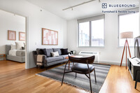 Building Photo - 550 W 54th St