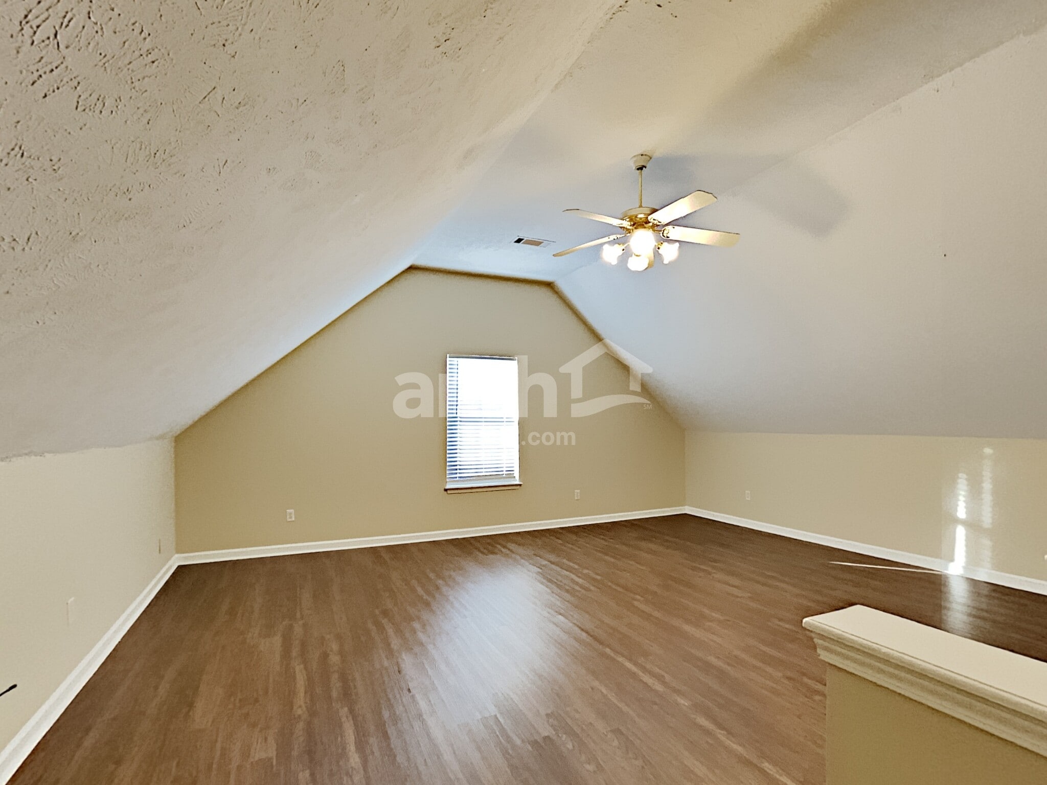 Building Photo - 1109 Benton Mason Dr