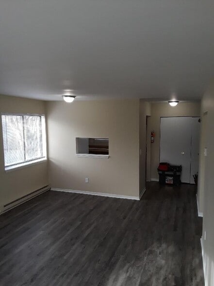Interior Photo - Rolling Meadows (Rolling Meadows Apartments LLC)
