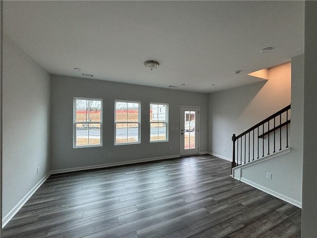 Building Photo - 2680 Whistler Wy NE