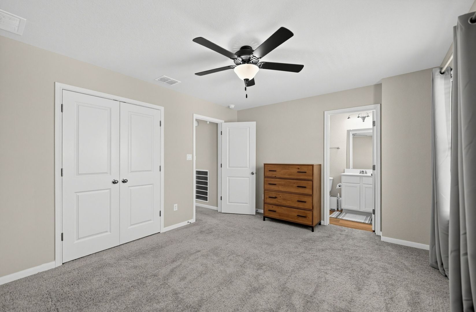 Building Photo - 360 Witchhazel Way