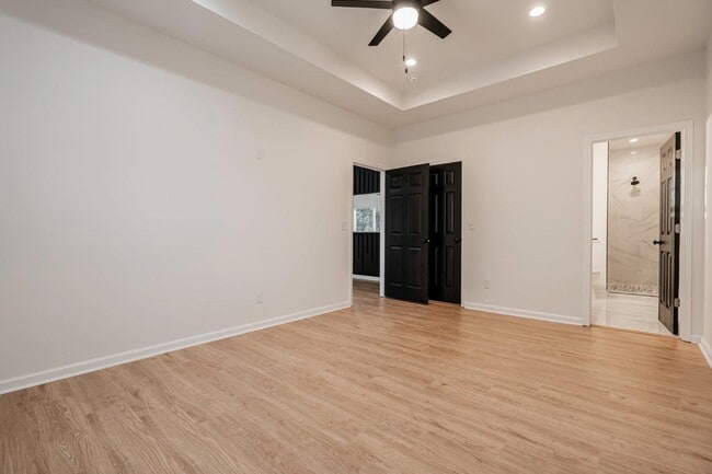 Building Photo - 216 Acie Ave