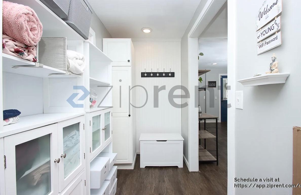 Building Photo - 58 Litchfield St