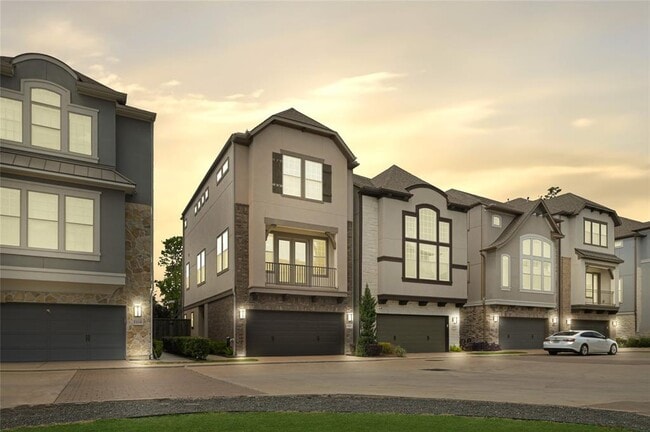 Primary Photo - 1211 Edwinstowe Trl