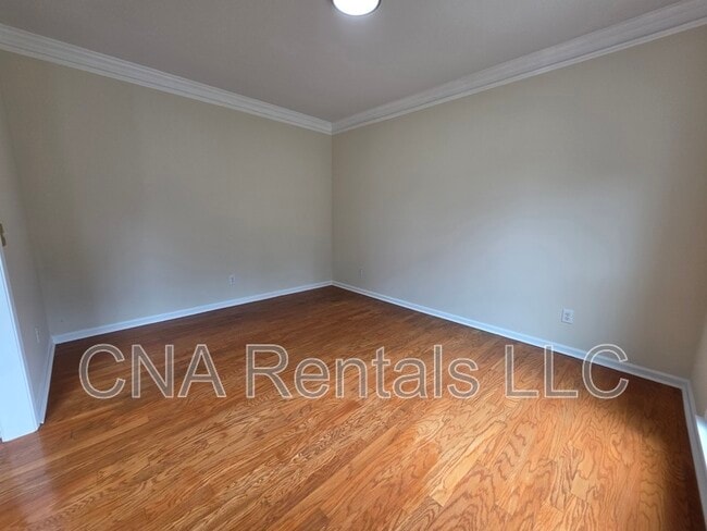 Building Photo - 1713 Paramore Pl NE