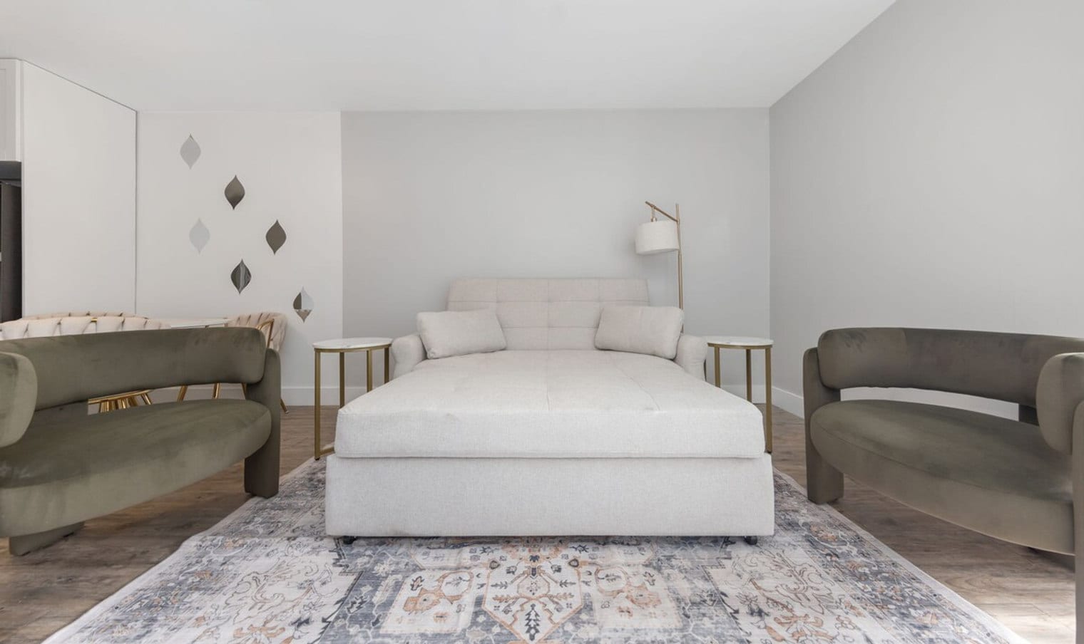 Building Photo - 4403 W Cleveland St