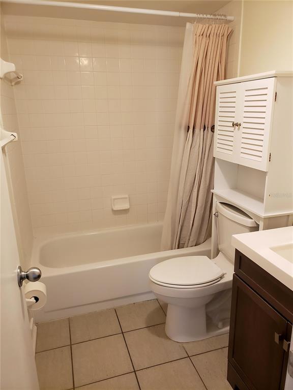 Building Photo - 15215 Amberly Dr