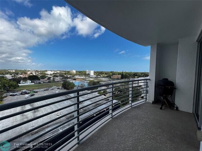 Building Photo - 1830 Radius Dr