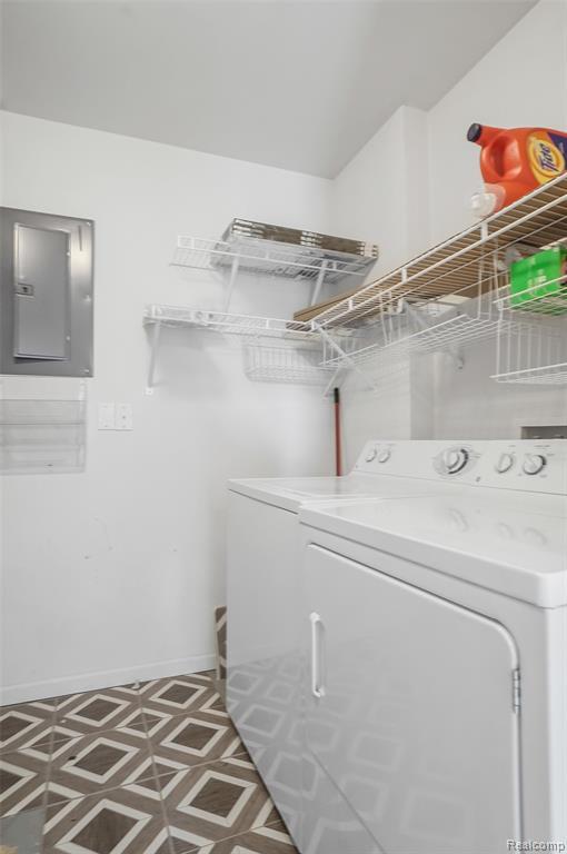 Building Photo - 606 Olde English Cir