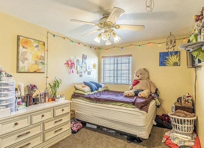 Building Photo - 4048 Belleshire Way