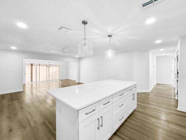 Building Photo - Amazing Indian Rocks Beach Waterfront Rental – Dock, Boat Lift & Garage! 3bed | 2bath