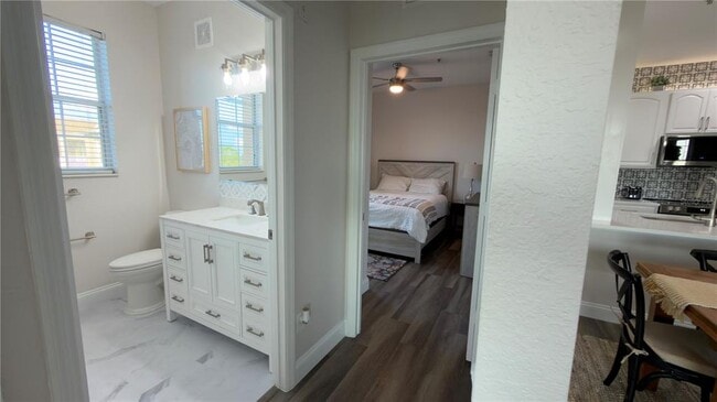 Building Photo - 6466 Cava Alta Dr