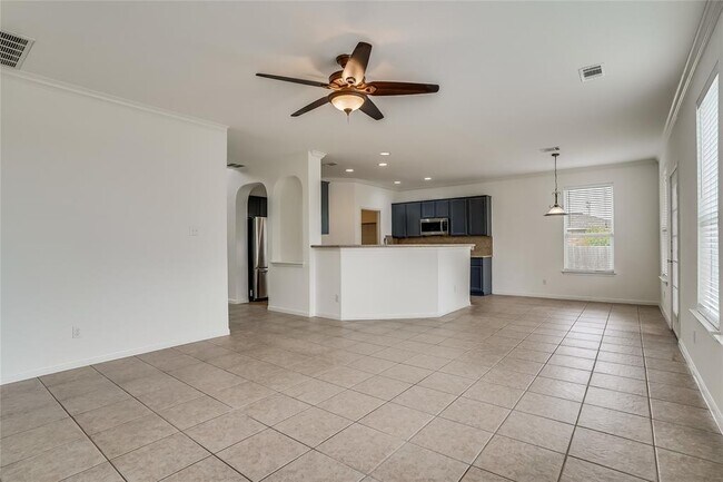 Building Photo - 360 Wildhorse Creek