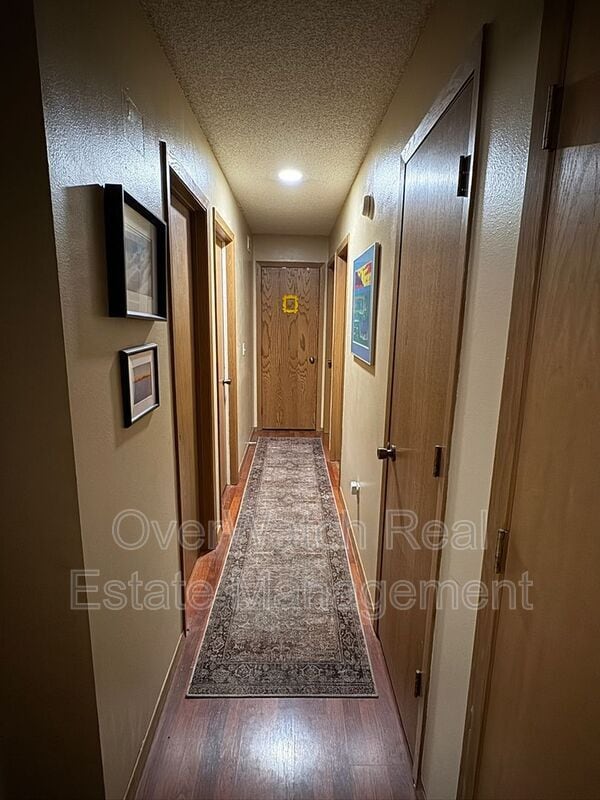 Building Photo - 9532 Dundas Cir