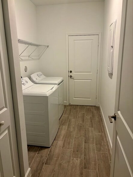 Building Photo - 1446 Tangled Orchard Trce