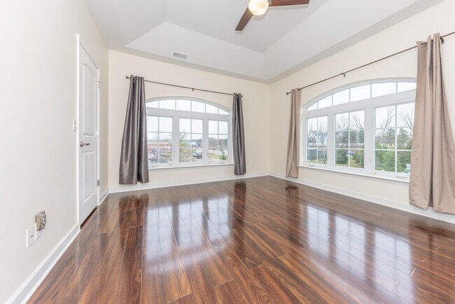 Building Photo - 5518 Arbor Chase Dr