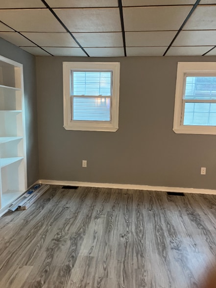 Building Photo - 203 N Main St