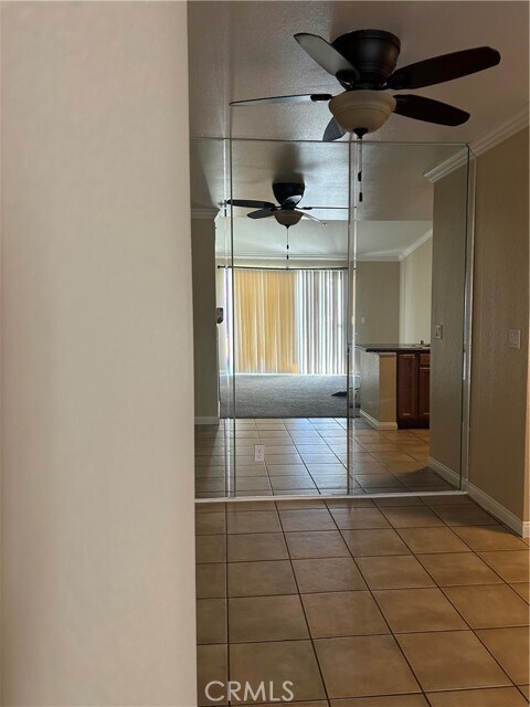 Building Photo - 1030 Vista Del Cerro Dr