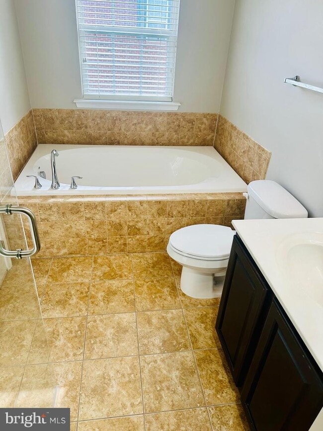 Building Photo - 1700 Walcott Ln