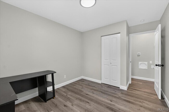 Building Photo - 328 Danworth Ct