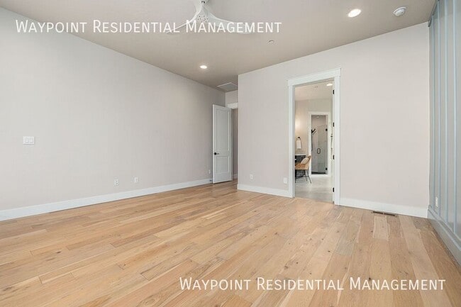 Building Photo - 3570 E Interstellar Ct