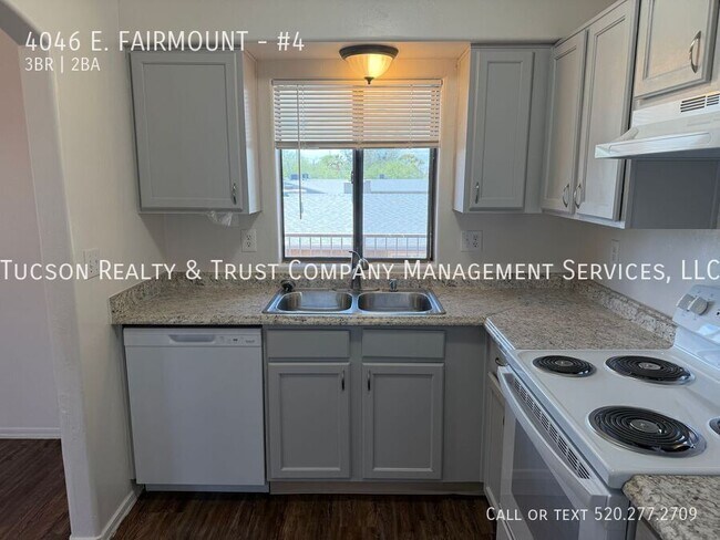 Building Photo - 4046 E. FAIRMOUNT-#4