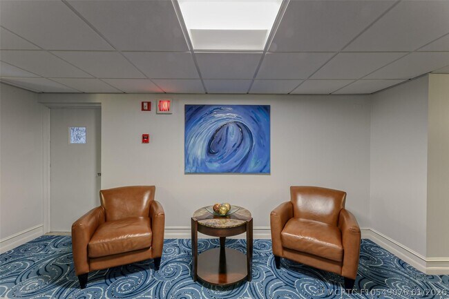 Building Photo - 3900 Galt Ocean Dr